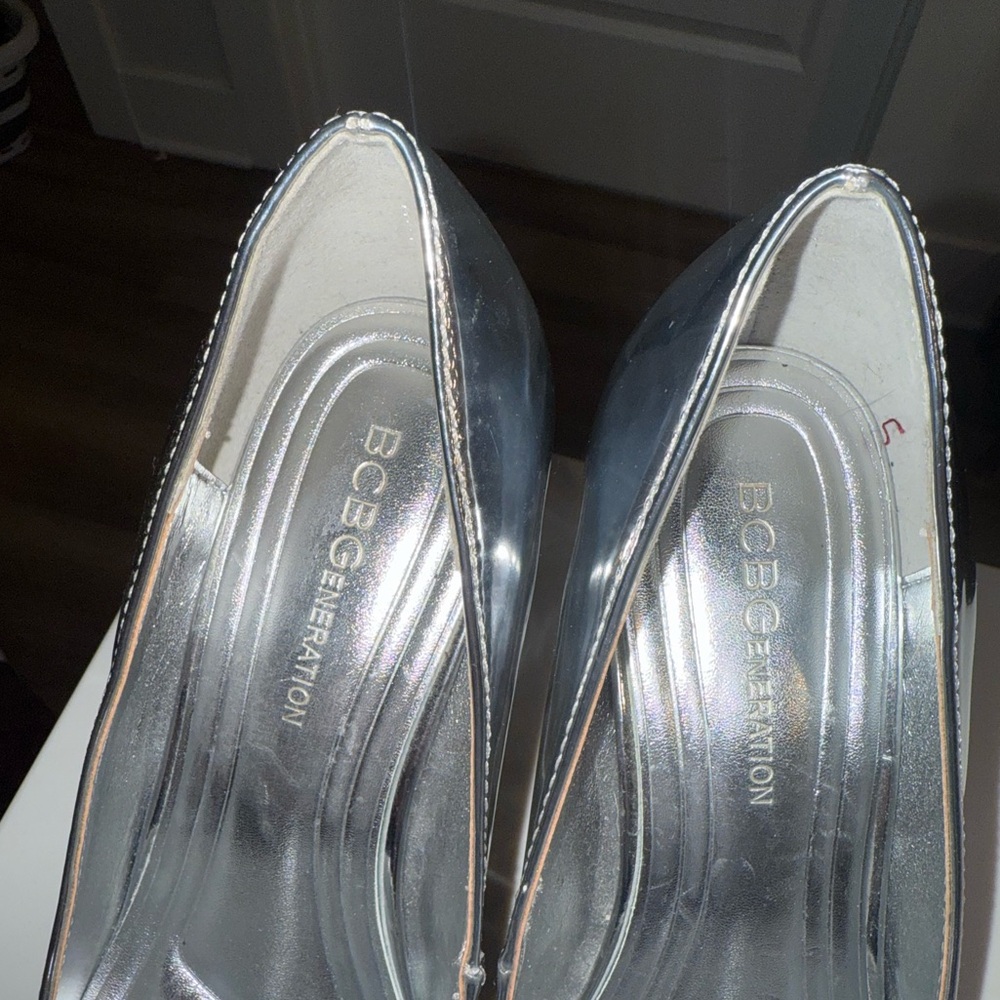 Silver Bcbgeneration Pointed Toe Pump-Midana Size… - image 4